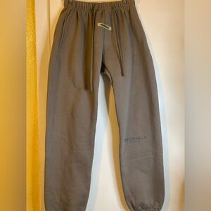 Fear Of God Essentials women activewear joggers size medium tapered legs